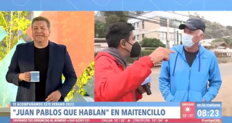El periodista Juan Pablo Queraltó conversando con Antonio Vodanovic en su despacho en vivo.