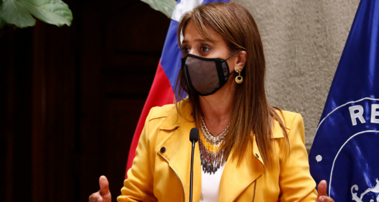 Jacqueline Van Rysselberghe iniciará labor como psiquiatra en Sanatorio Alemán