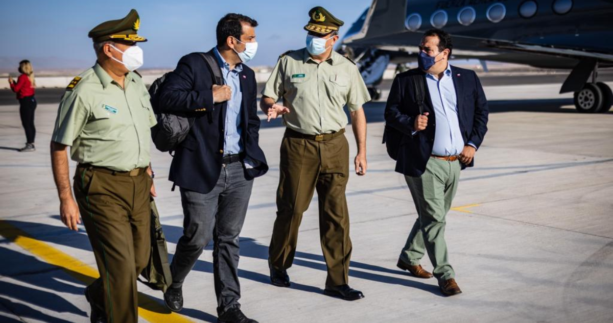 Ministro del Interior llegando a Antofagasta