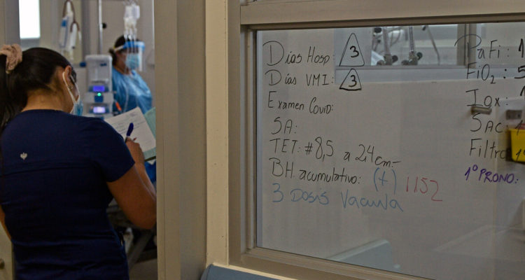 Covid Chile: Minsal reporta 720 UCI y más de 36 mil casos nuevos
