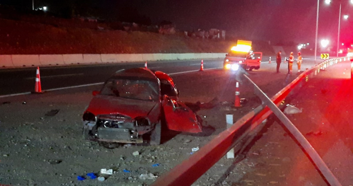 Mujer muerre durante carrera clandestina