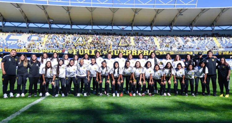 Fernández Vial presentó a las nuevas contrataciones para e torneo femenino 2022