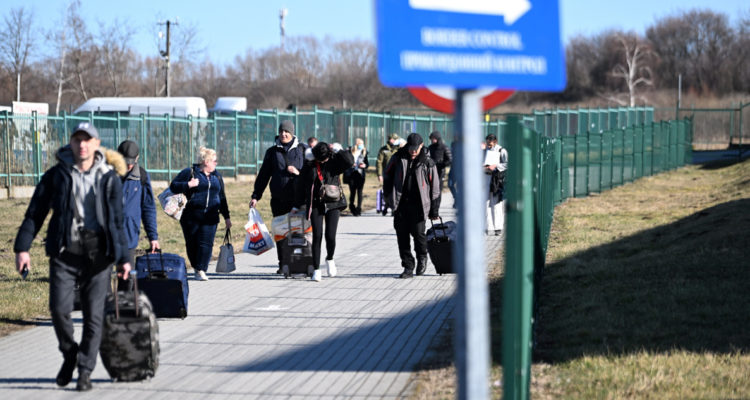 ONU advierte hasta 5 millones de refugiados