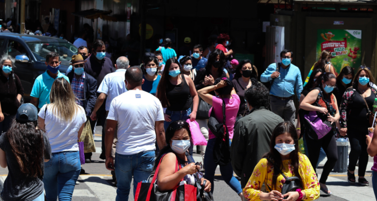 Cambios Plan Paso a Paso: 25 comunas retrocenden a Fase 2