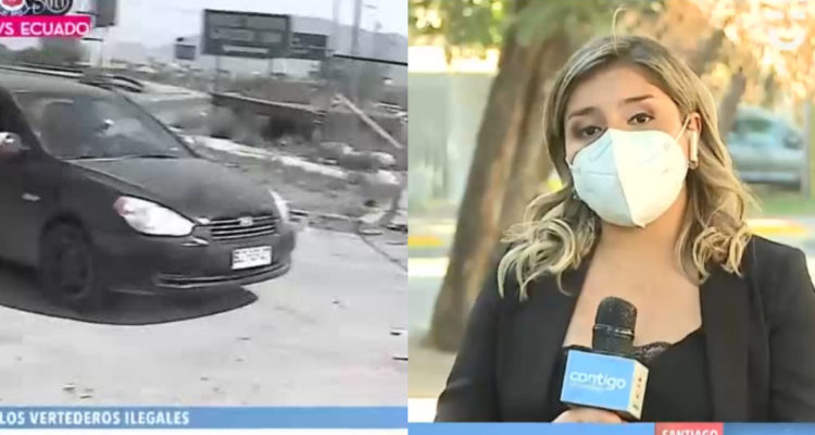La periodista de CHV, Alejandra González, en medio de un despacho en vivo. A su lado, se ve el vehículo girando hacia el equipo.
