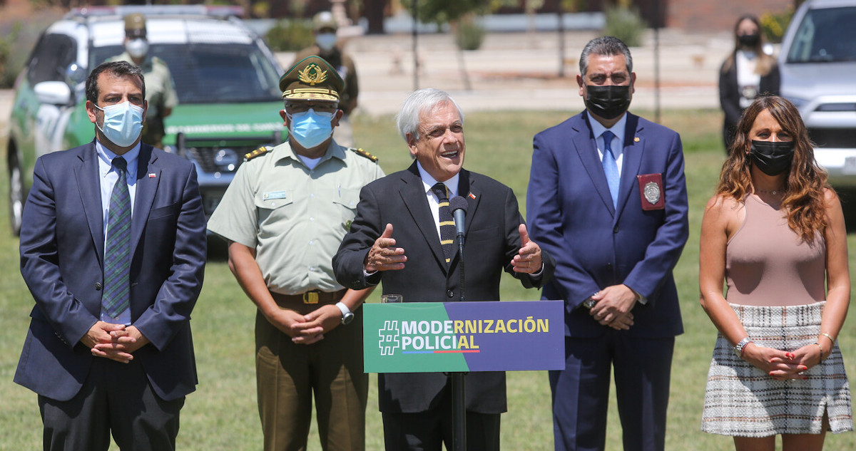 Piñera promulga Ley de Modernización de Policías: incluye auditorías y preferir medios no violentos