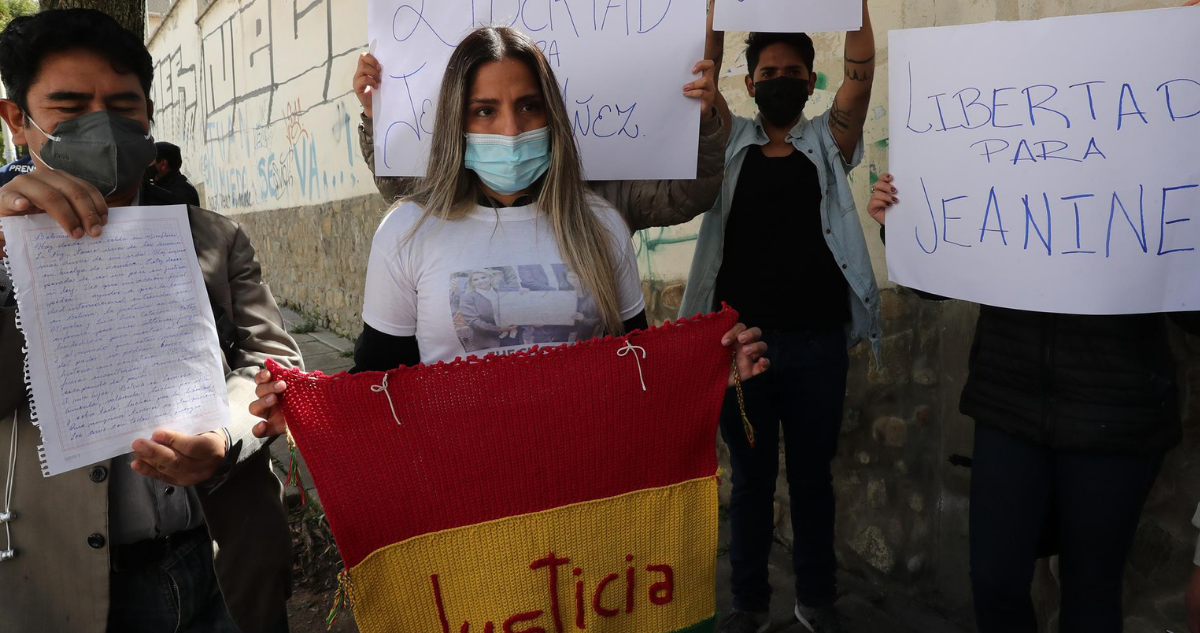 expresidenta de bolivia se declara en huelga de hambre