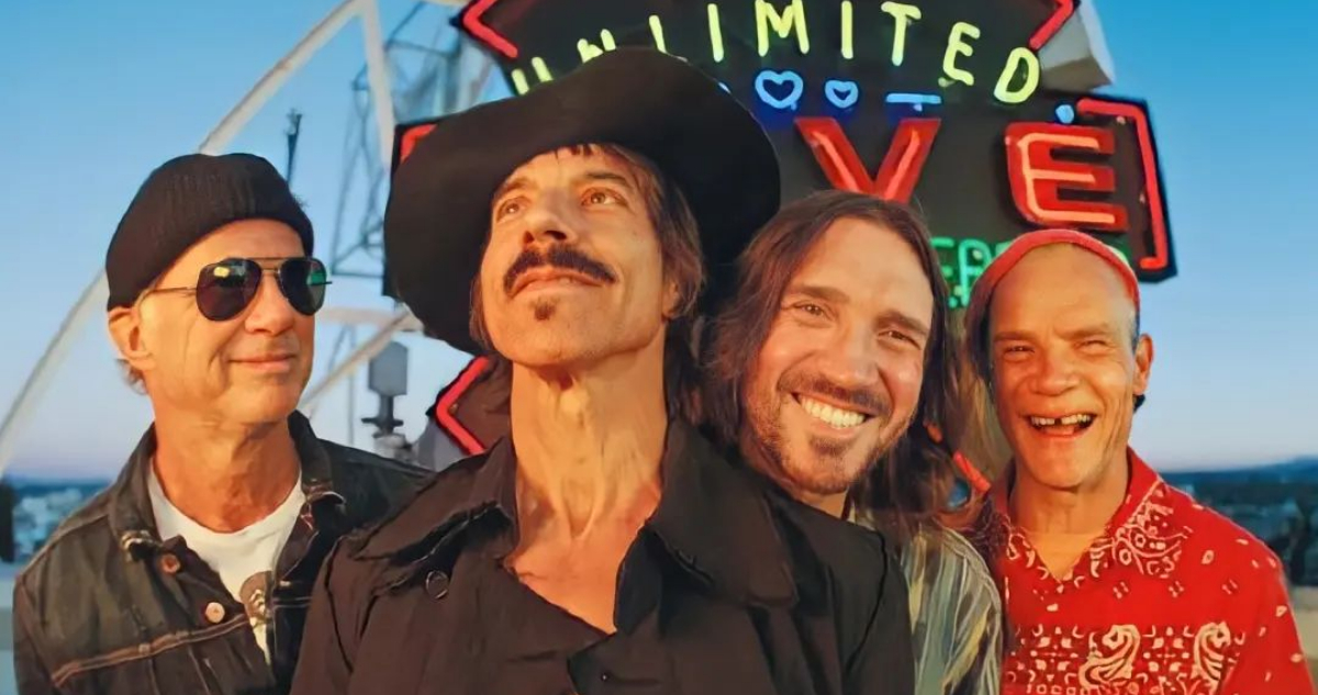 El grupo Red Hot Chili Peppers reunido con el guitarrista John Frusciante.