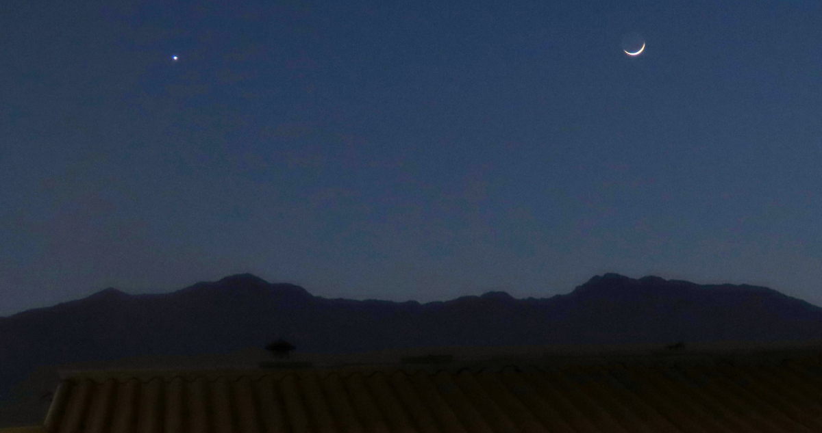 Alineación de la Luna y Venus el 29 de enero por el astrofotógrafo Roberto Antezana