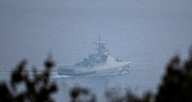 Rusia anuncia término de sus maniobras militares en Crimea en medio de tensiones por Ucrania