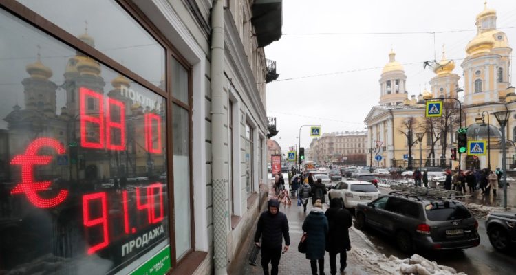 Gobierno de Putin invita al mercado extranjero a unirse al análogo ruso del Swift