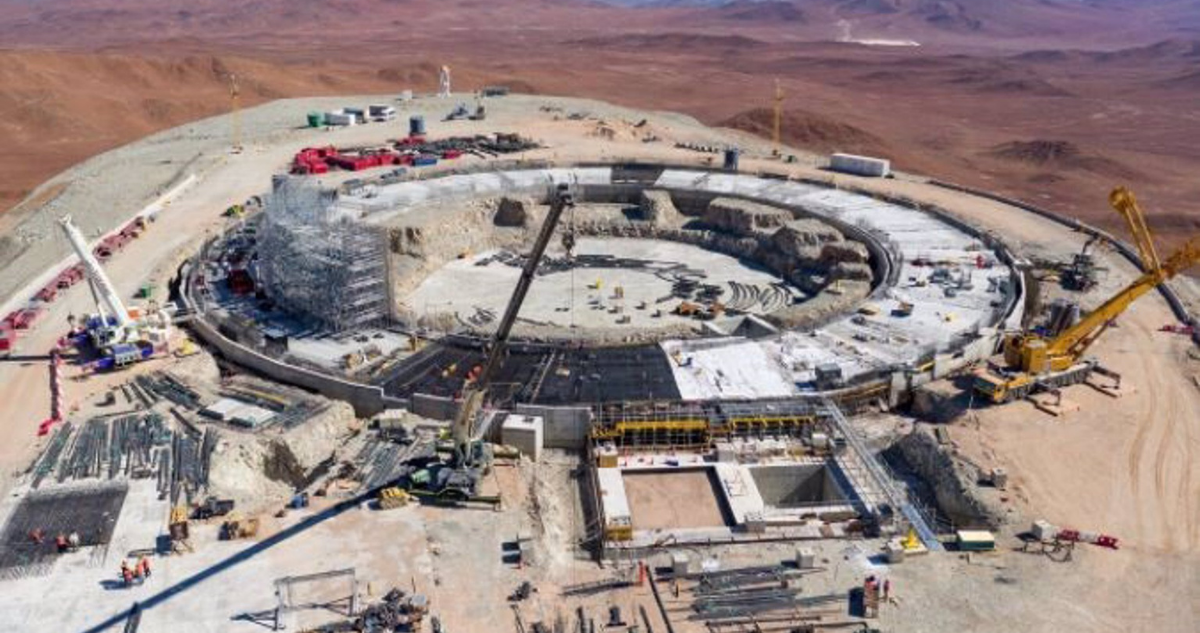 construcción del gigantesco telescopio en Chile