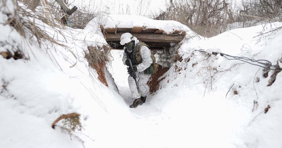 Un soldado ucraniano en la frontera con Bielorrusia