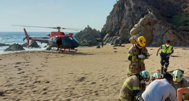 un muerto y cuatro personas rescatadas dejan emergencias marítimas