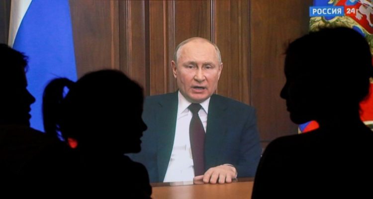 Unión Europea sanciona a Rusia