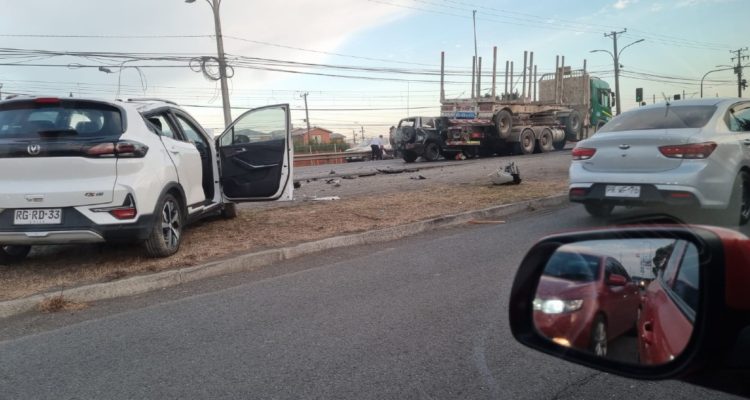 Conductor en estado de ebriedad involucra a otros dos vehículos en accidente en Ruta 160