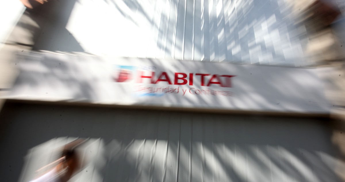 AFP Habitat apela ante orden de suspender publicidad y pide “libertad de opinión y de información”