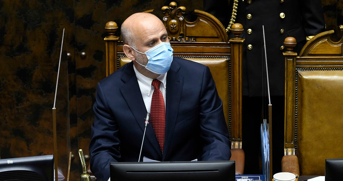Álvaro Elizalde (PS) fue elegido como presidente del Senado con mayoría aplastante