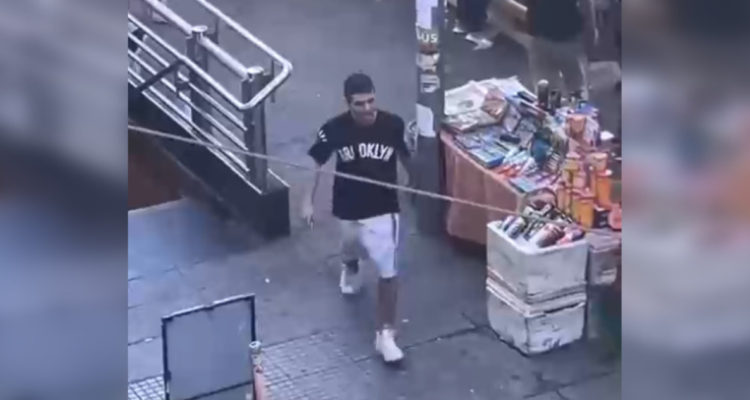 Ambulante agresión a estudiantes