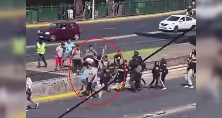 Agresión a estudiantes por vendedores ambulantes