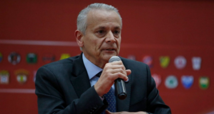 Piden la salida de Javier Castrilli