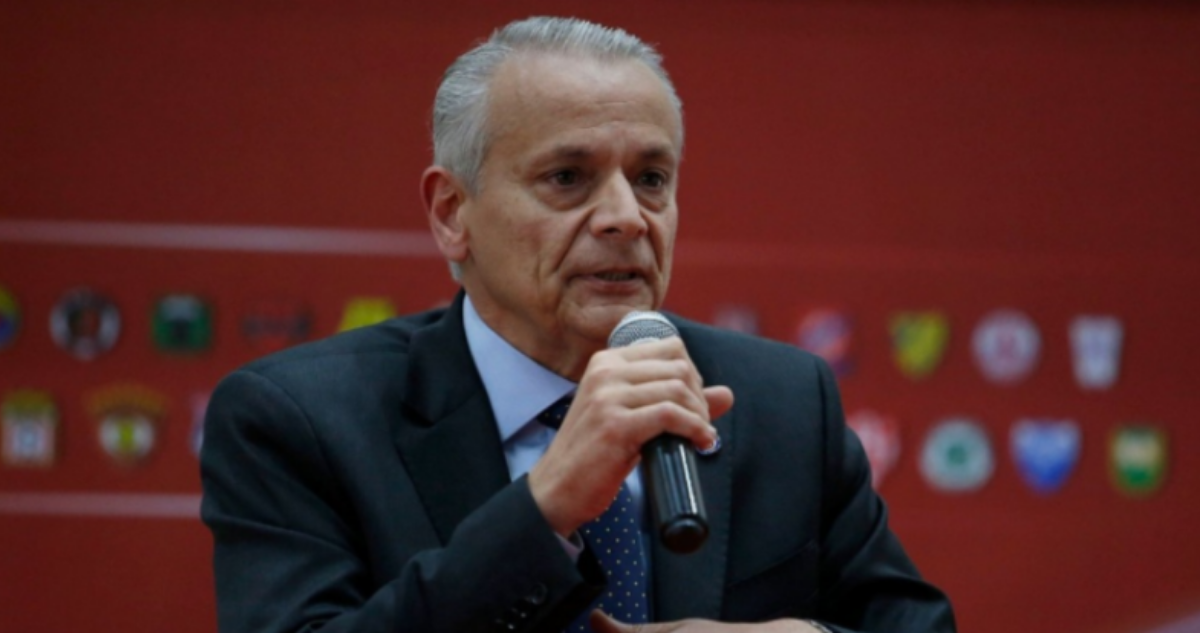 Piden la salida de Javier Castrilli