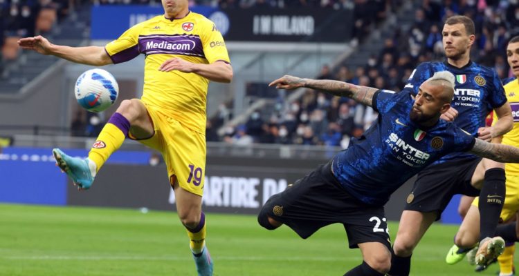 Arturo Vidal vs Fiorentina.