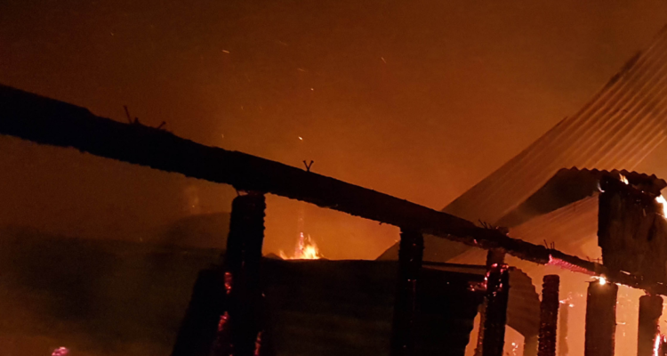 Ataque incendiario en la comuna de Lanco.