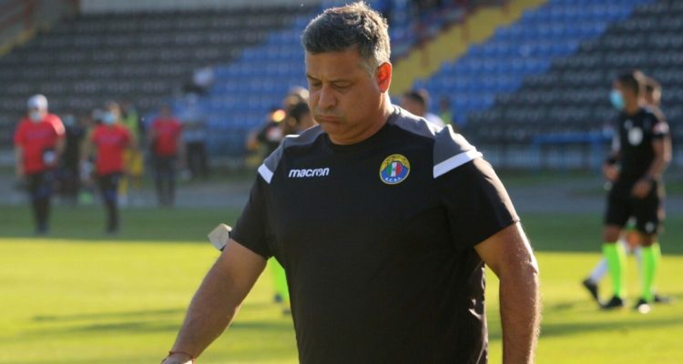 Ronald Fuentes se quedó sin equipo: Audax cesó su contrato