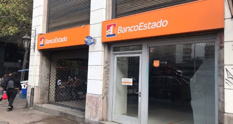 BancoEstado presenta falla informática que afecta atención en sucursales: App y web están operativas