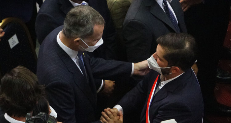 Boric con el rey de España