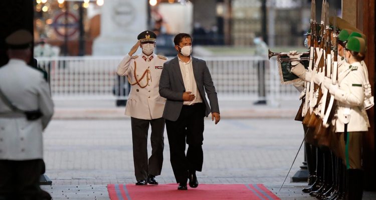 Honores al Presidente de la Republica,Gabriel Boric, durante su primera llegada oficial al Palacio de La Moneda.
