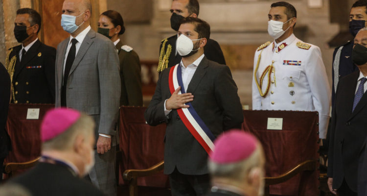 Presidente Gabriel Boric participa en la Ceremonia “Oración por Chile” organizada por el Arzobispado de Santiago en la Catedral metropolitana