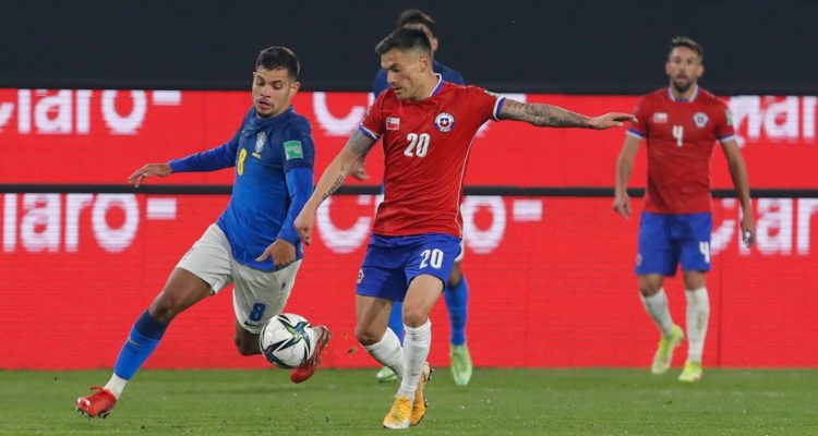Brasil y Chile en su último duelo por Clasificatorias.