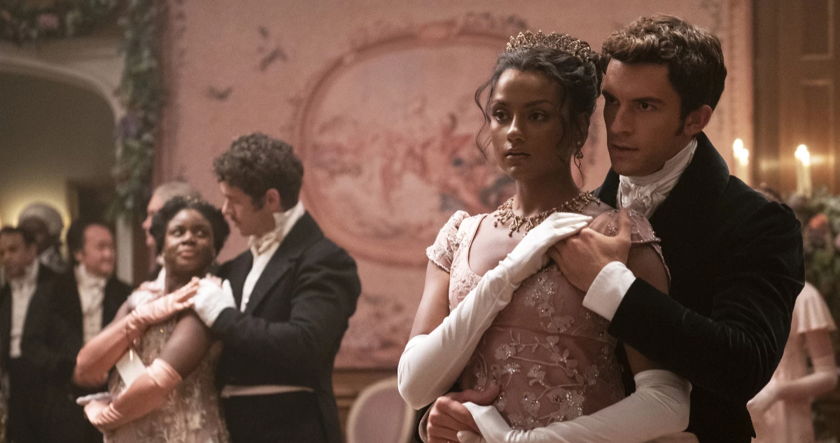 Kate Sharma y Anthony Bridgerton en la temporada 2 de Bridgeton