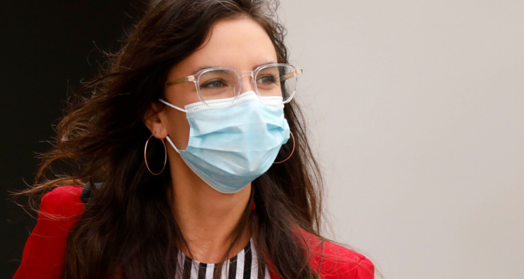 Ministra Vallejo informa investigaciones por estudiante herido por disparo de carabinero en marcha