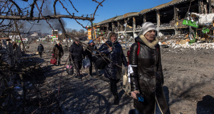 Cancillería chilena anuncia apoyo a Ucrania y el envío de US$100 mil para ayuda humanitaria