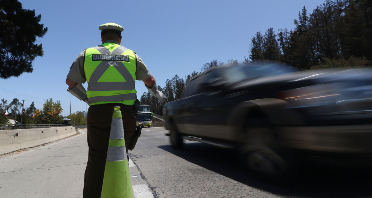 Tacos en San Pedro de la Paz: Carabineros agiliza 6 puntos de la comuna para evitar congestión