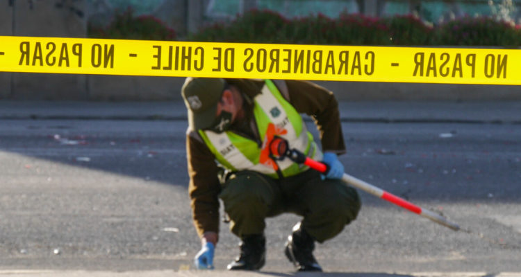 Carabinero en riesgo vital tras ser atropellado durante control policial en Iquique