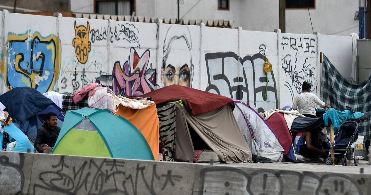 Municipio de Osorno prohibe mediante ordenanza las carpas de pernoctación en lugares públicos