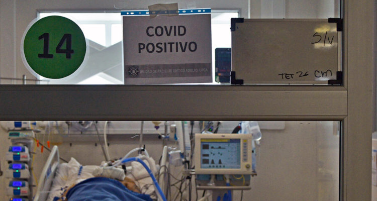 Chile reporta 10.815 casaos nuevos de covid-19