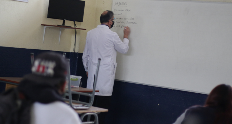 Colegio de profesores y protocolo covid