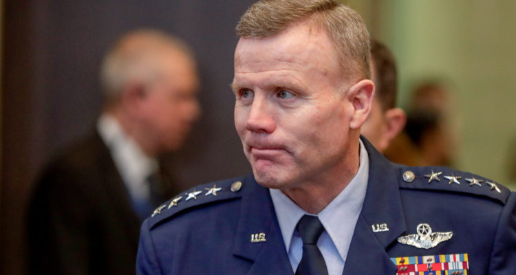 Comandante de la OTAN admite “fallo” de EEUU al sobrestimar a Rusia y subestimar a Ucrania