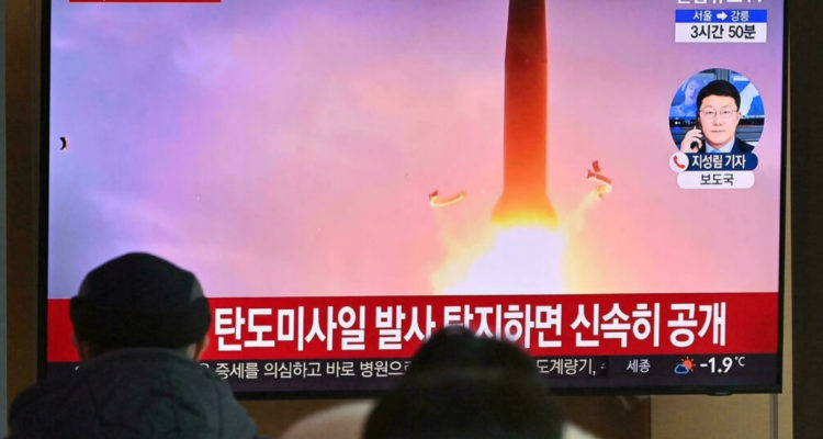 Corea del Norte dispara misil intercontinental en ensayo más potente desde 2017