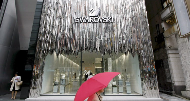 Sin cristales: Swarovski cierra hasta nuevo aviso sus tiendas en Rusia