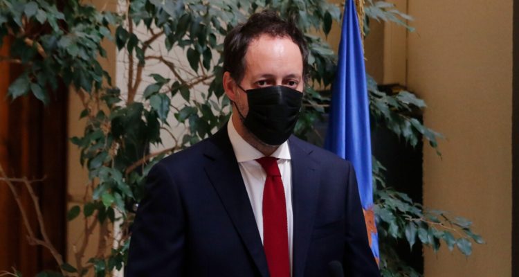 Diputado republicano pide a ministra Siches que detalle quiénes son “presos políticos mapuche”