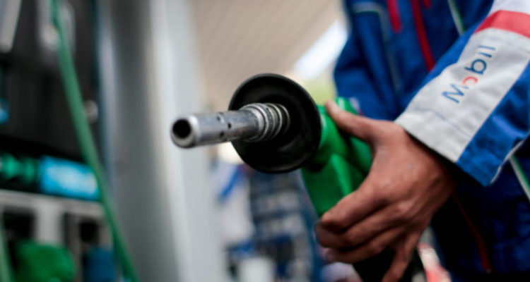 Enap reporta nuevo alza en precio de todas las bencinas de 6,7 pesos por litro