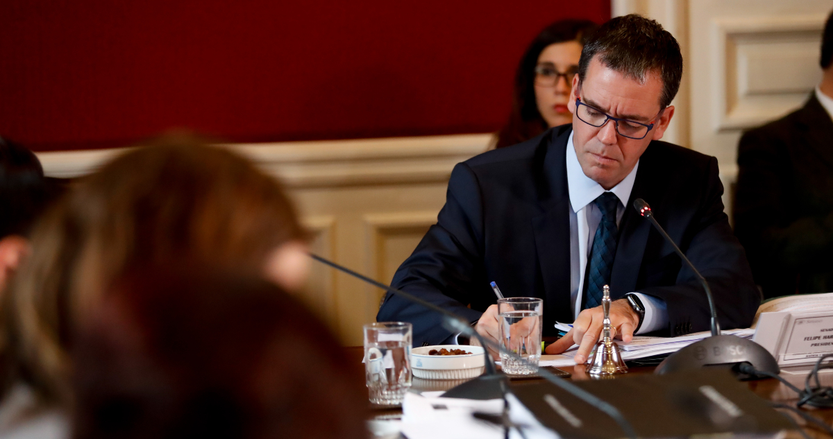 Felipe Harboe trata de relevar el proyecto de constitución de Bachelet en la Convención Constitucional