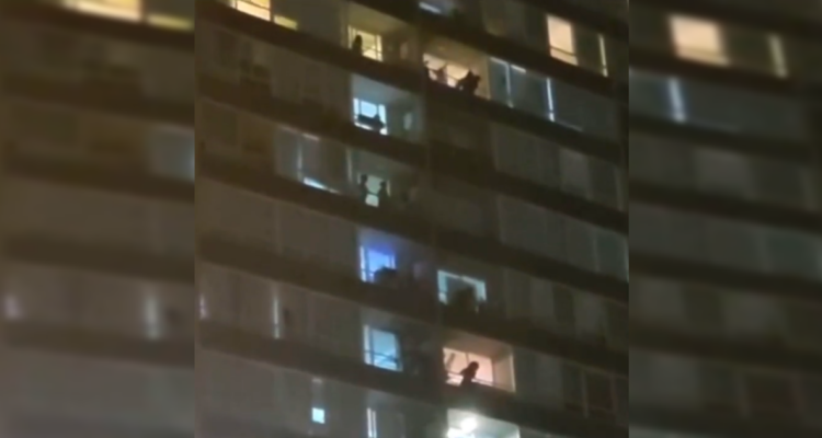 Femicidio fue frustrado por vecinos en La Granja: evitaron que mujer fuera lanzada desde un piso 14