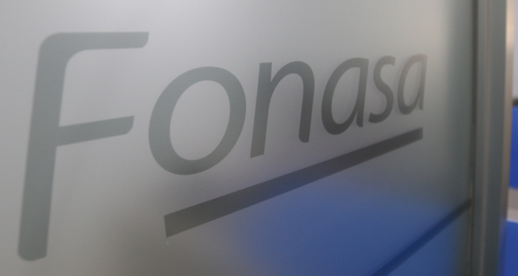 Fonasa deuda centros diálisis